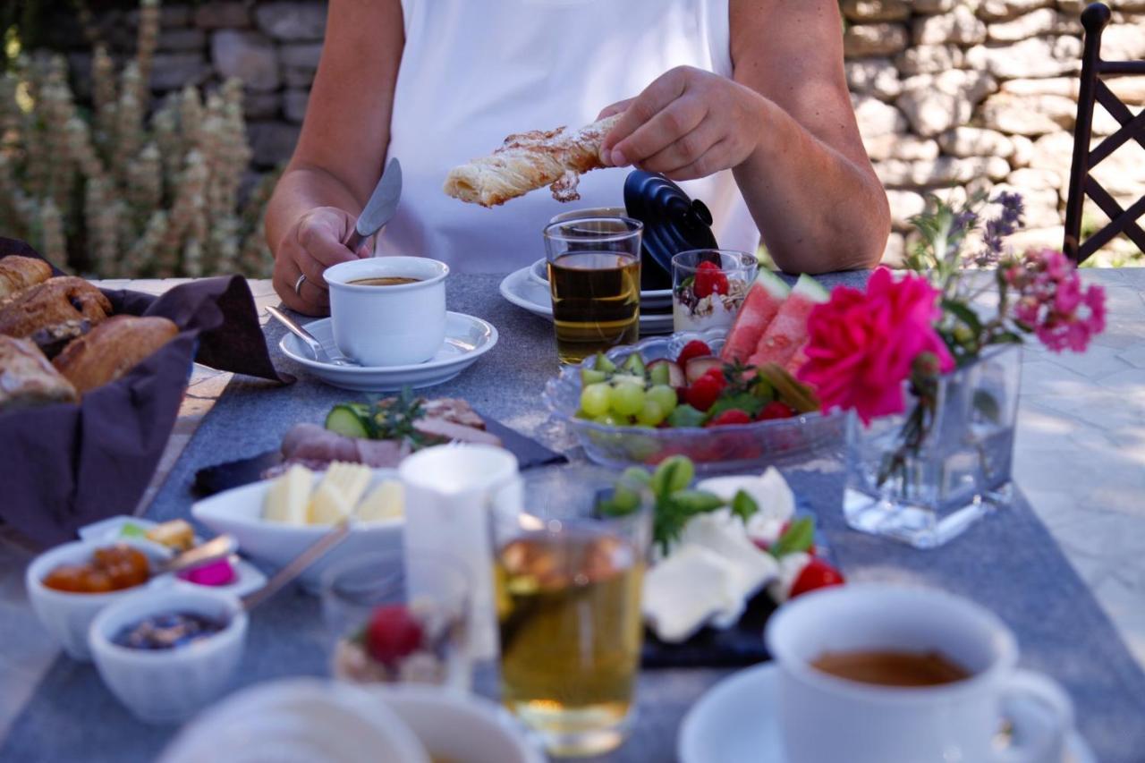 Bed and Breakfast La Figue Noire Caromb Екстер'єр фото