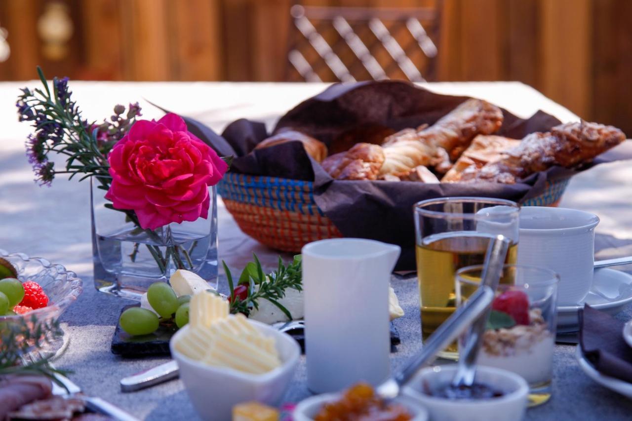 Bed and Breakfast La Figue Noire Caromb Екстер'єр фото